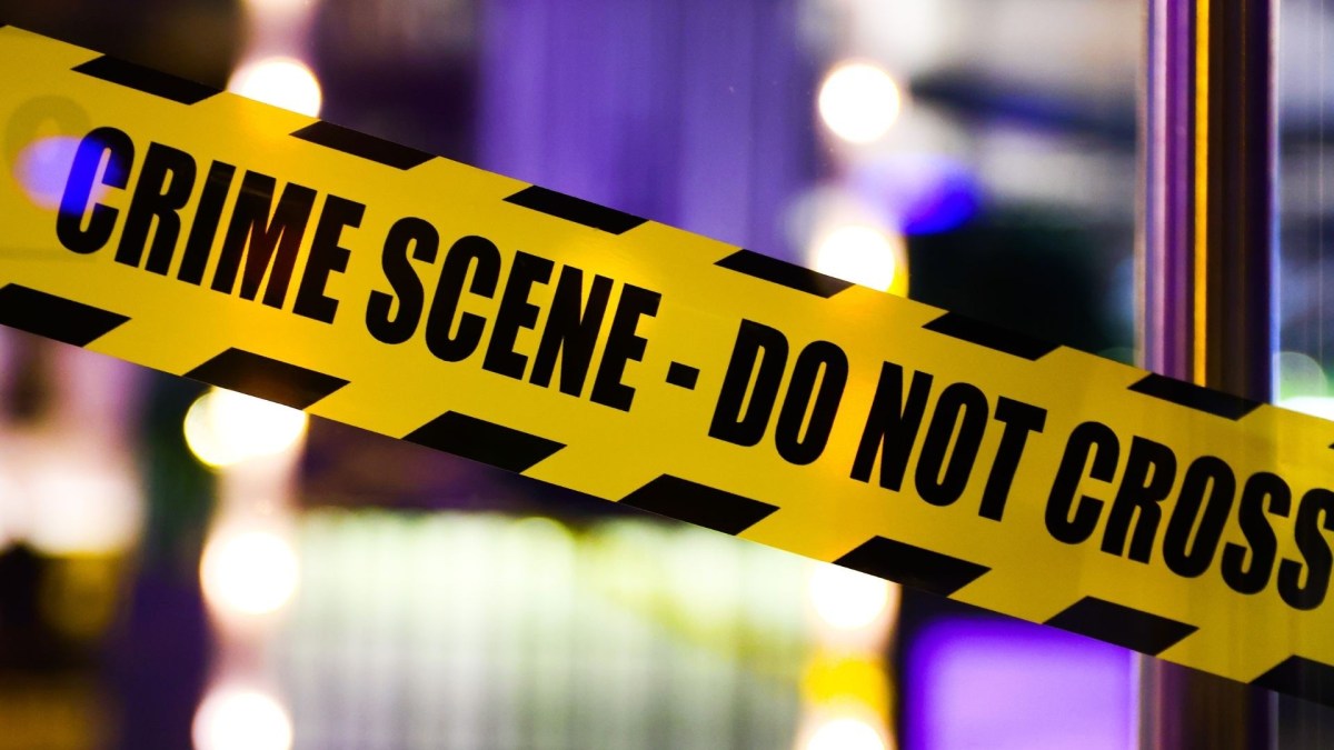 Al menos tres muertos y cinco heridos tras tiroteo en restaurante en Arizona