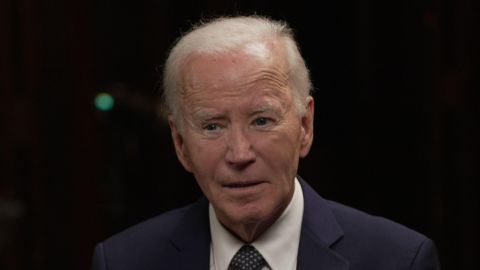 "Dejaré que la historia lo juzgue", dijo. "No veo nada que haya sido triunfal", expresó Biden sobre Trump.