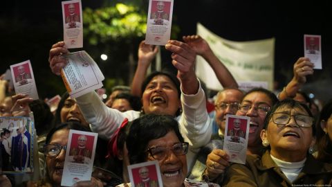 Los fieles católicos de la localidad esperan que pronto el papa los visite.
