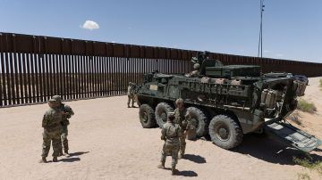 Se estima que ya hay más de 8,000 soldados desplegados en la frontera con México.