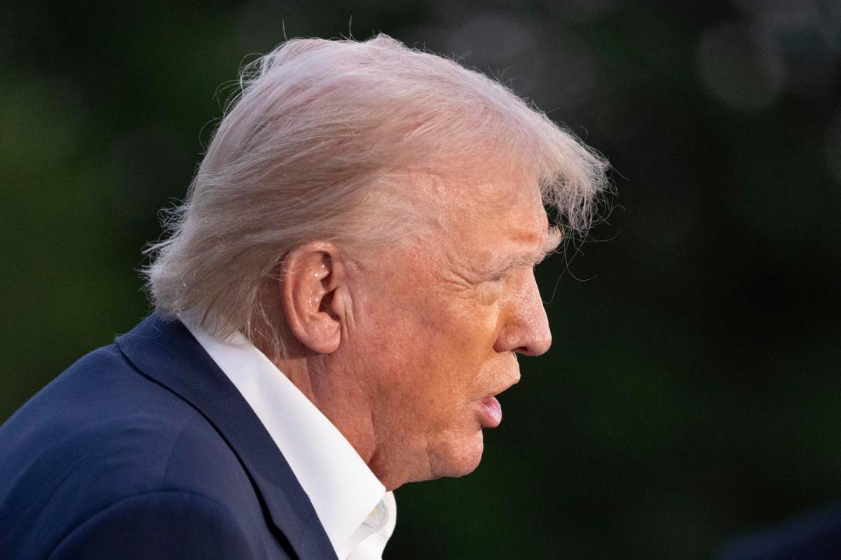 Trump evalúa enviar migrantes deportados a Ruanda