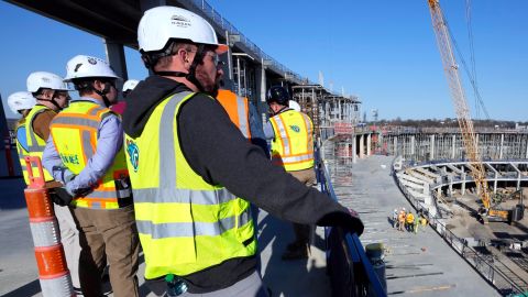 Con las deportaciones, algunos sectores en Nueva Jersey, como la construcción sufrirían de escases de empleados.