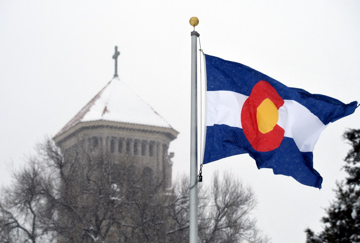 Colorado aprueba ley que limita cooperación con ICE y protege a inmigrantes