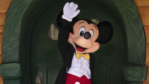 Mickey Mouse llega a la Fórmula 1 de la mano de Disney