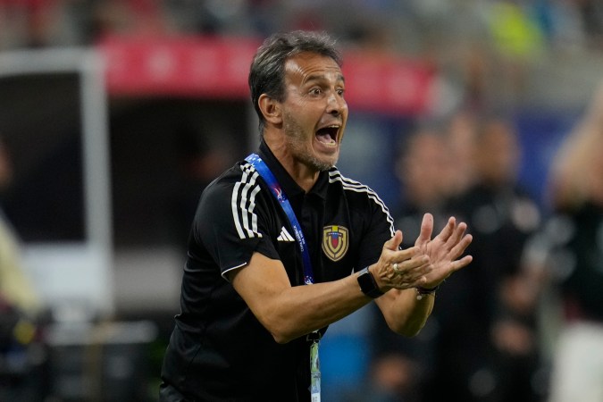 Fernando Batista es entrenador de la selección de Venezuela.