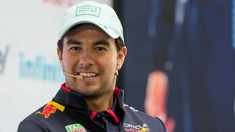 Director de Cadillac, Mario Andretti, reconoció que la escudería está interesada en firmar a Checo Pérez