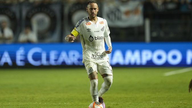 Neymar deja la puerta abierta a su posible salida del Santos