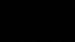 Fuerzas de seguridad del régimen de Maduro vigilan la llegada de migrantes venezolanos deportados desde Estados Unidos al Aeropuerto Internacional Simón Bolívar en Maiquetía, Venezuela, el lunes 10 de febrero de 2025.