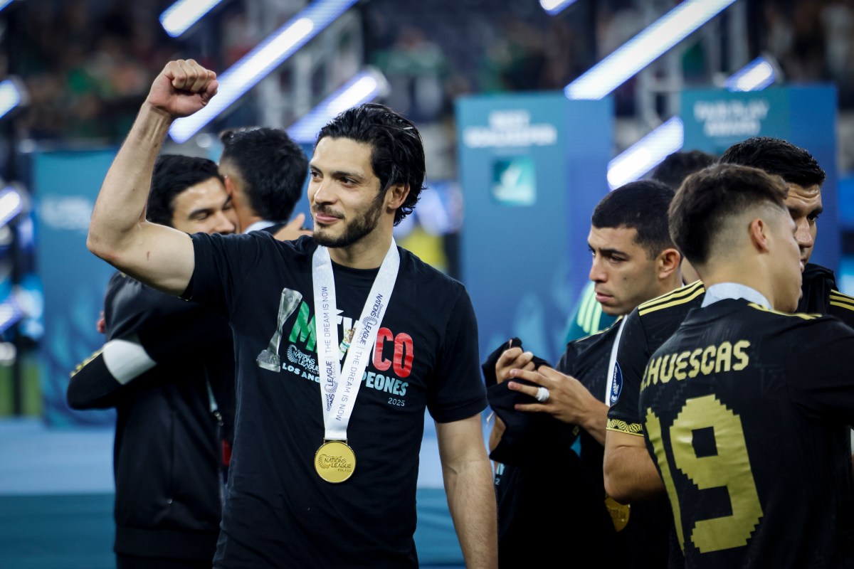 Raúl Jiménez asegura que prefiere jugar la Copa Oro que el Mundial de Clubes