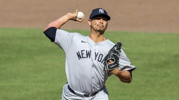 New York Yankees designan para asignación al venezolano Carlos Carrasco