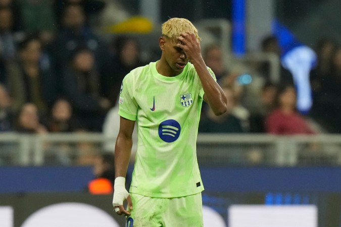 Lamine Yamal lo intentó, pero no pudo ayudar al FC Barcelona.