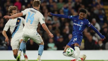 El Chelsea buscará sumar una valiosa victoria ante el Manchester United.