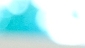 El presidente Donald Trump espera firmar una orden ejecutiva en la Oficina Oval de la Casa Blanca, el viernes 9 de mayo de 2025, en Washington.