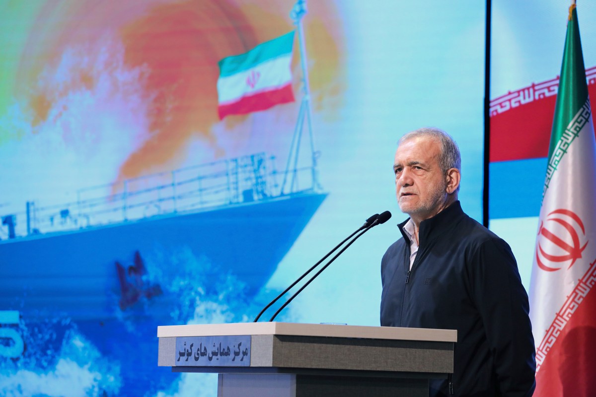 Irán asegura que no renunciará a su programa nuclear pese a presiones y amenazas de EE.UU.