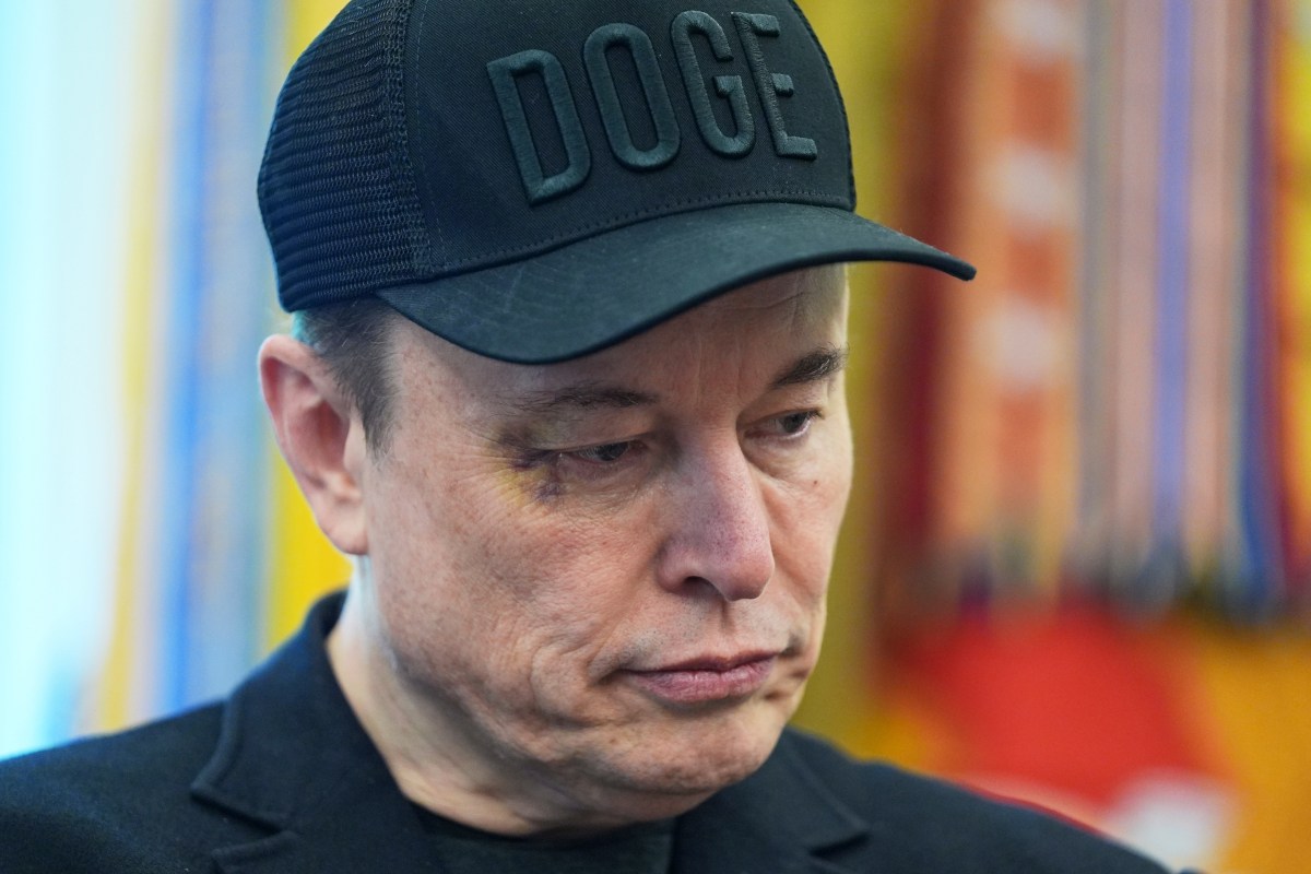 Musk deja el gobierno de Trump tras arruinar agencias federales y su propia imagen