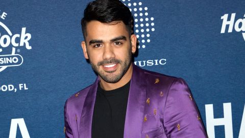 Carlos Adyan, conductor del programa En Casa con Telemundo.