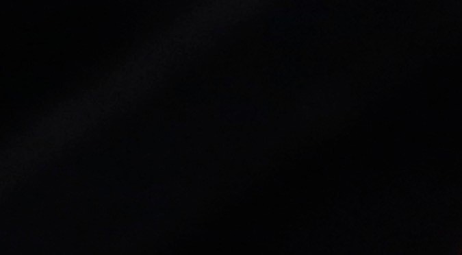 El australiano Rohan Dennis se pone la camiseta amarilla de líder general en el podio de la primera etapa del Tour de Francia, una contrarreloj individual de 13,8 kilómetros (8,57 millas), con salida y meta en Utrecht, Países Bajos, el sábado 4 de julio de 2015. (Foto AP/Christophe Ena)