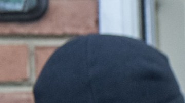 ¿Cuándo y cómo el gobierno de Trump te pagará $1,000 dólares si te autodeportas?