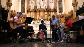 Nery Olivares y Mario Cancel forman parte de Americanto, el proyecto para crear el "cancionero de las Américas" en Nueva York