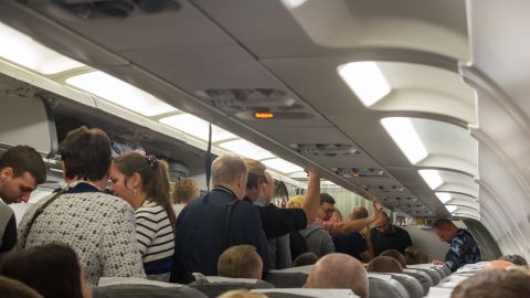 Pasillo de avión