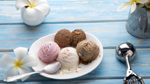 Los helados son retirados del mercado por riesgo de contener partículas de plástico.