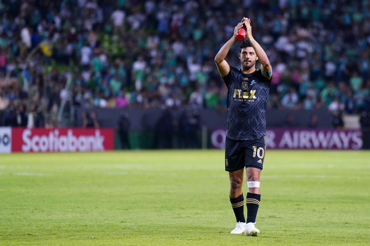 Marco Fabián llena de elogios la carrera de Carlos Vela