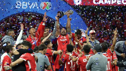 Toluca celebra el campeonato obtenido tras vencer a América en la final del Clausura 2025 de la Liga MX.