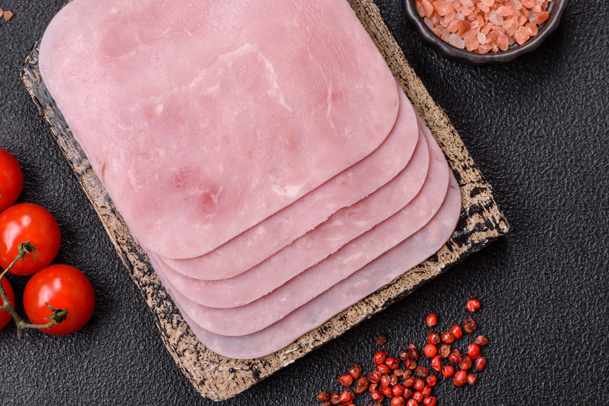 ¿Por qué el jamón está pegajoso? Descubre las razones y cómo evitarlo
