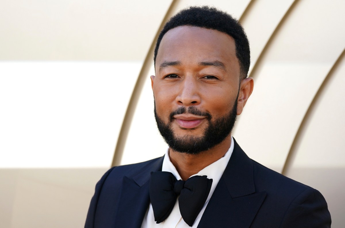 John Legend opina sobre la "impactante involución" de su ex amigo Kanye West