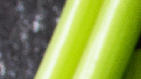 Un batido con ingredientes con alto nivel en agua contribuye a depurar el organismo.