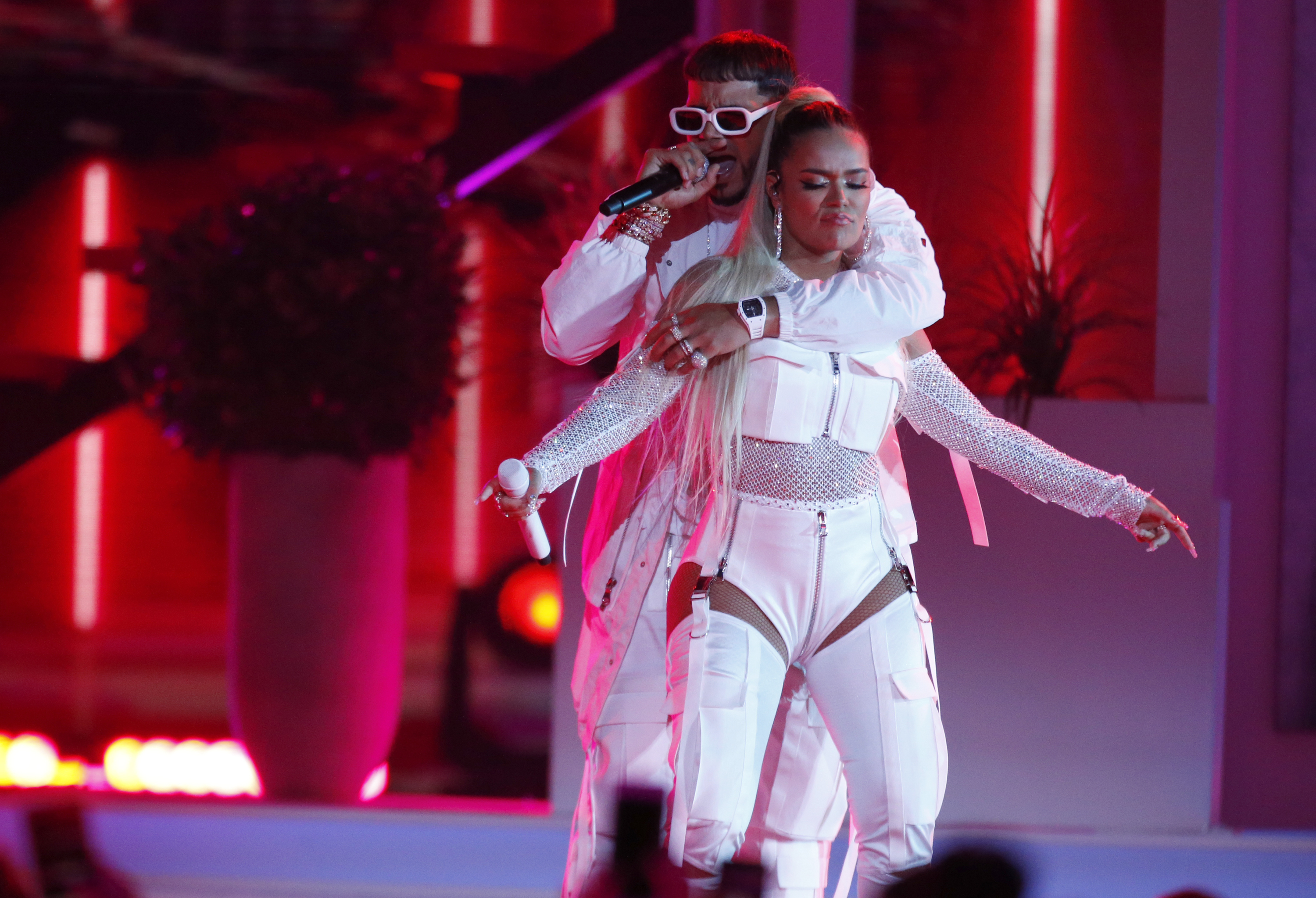 Karol G y Anuel AA iniciaron su relación tras colaborar en la canción 'Culpables'.