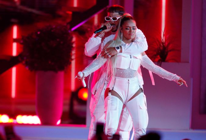 Karol G y Anuel AA iniciaron su relación tras colaborar en la canción 'Culpables'.
