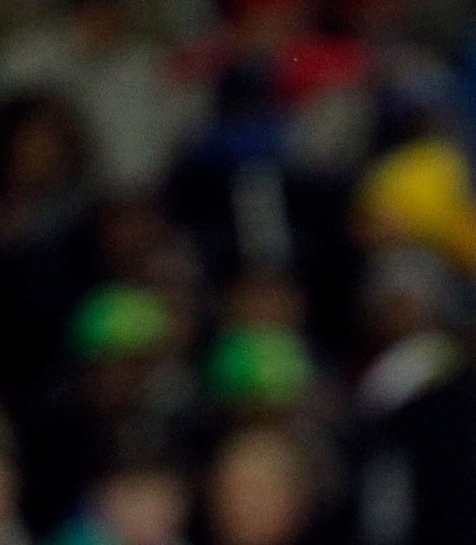 El brasileño Lucio durante el partido del Grupo G de la Copa Mundial entre Brasil y Corea del Norte en el Estadio Ellis Park de Johannesburgo, Sudáfrica, el martes 15 de junio de 2010. (Foto AP/Frank Augstein)
