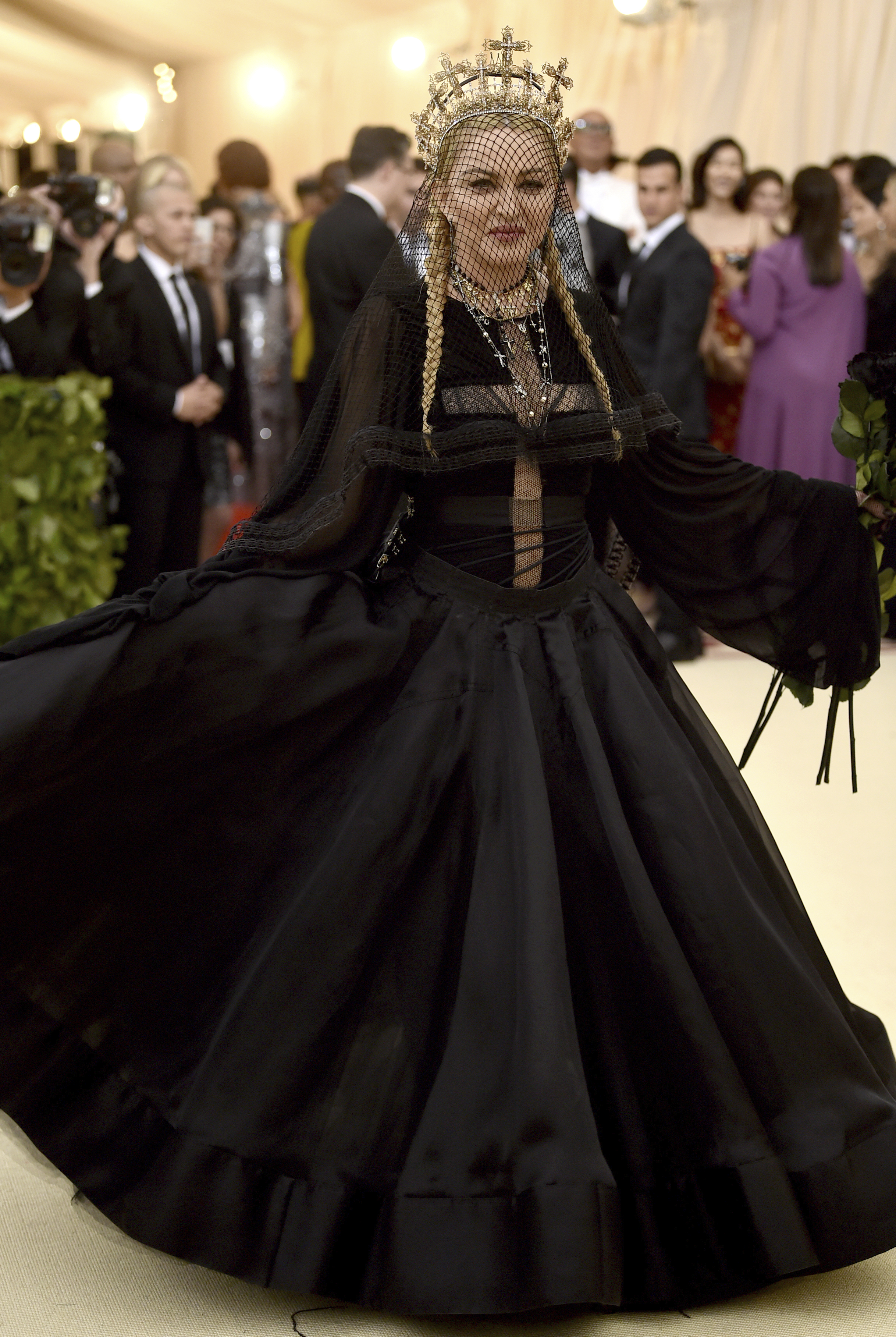Madonna lució un vestido de Jean Paul Gaultier en la MET Gala 2018.
