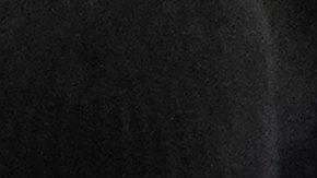 Messi discutiendo con el árbitro.