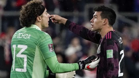 Guillermo Ochoa e Hirving Chucky Lozano.