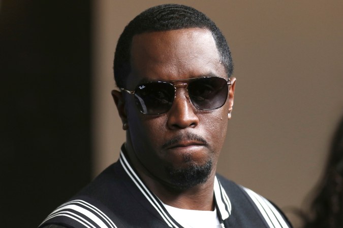 Sean "Diddy" Combs enfrenta cargos federales por delitos de tráfico sexual.