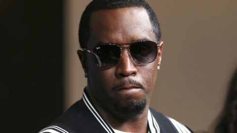 Sean "Diddy" Combs enfrenta cargos federales por delitos de tráfico sexual.