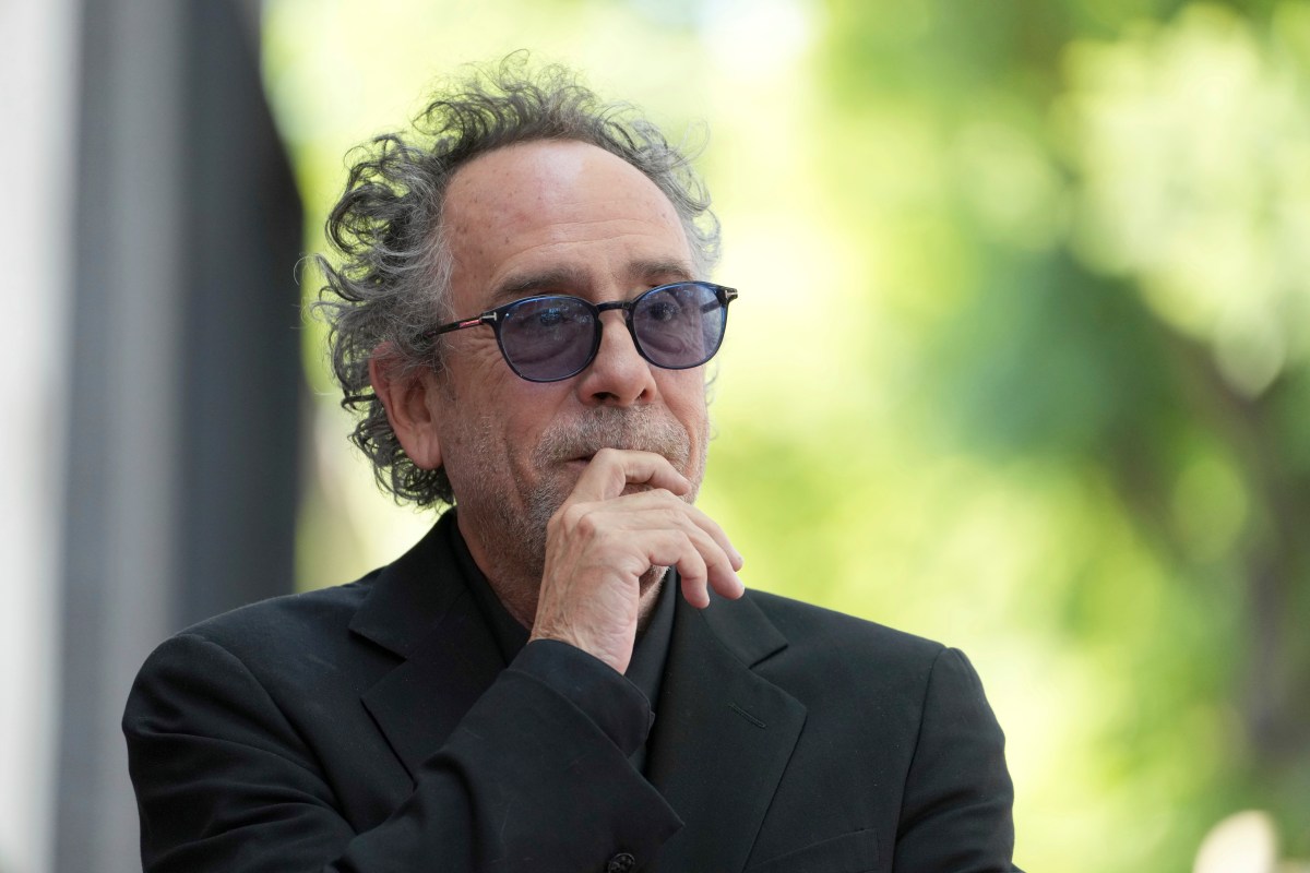 Tim Burton pide $5.98 millones de dólares por su casa en Inglaterra