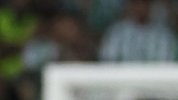 El delantero del Betis Antony dos Santos celebra tras marcar ante el Valencia.