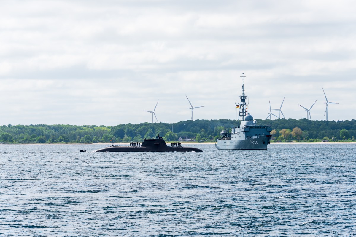 Alemania entierra esferas gigantes en el mar y tiene una explicación: podría cambiar el futuro
