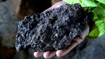 Estos elementos son cruciales para la fabricación de teléfonos inteligentes, computadoras y equipos médicos, entre otros.