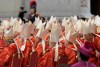 Un total de 133 cardenales, de 71 países distintos, participan en el cónclave. Para elegir al nuevo Papa, 89 de ellos deben estar de acuerdo (dos tercios).