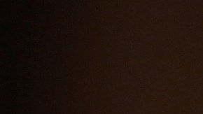 Si tienes más de un teléfono viejo, puedes colocarlos en distintos rincones de la casa para una vigilancia más completa.