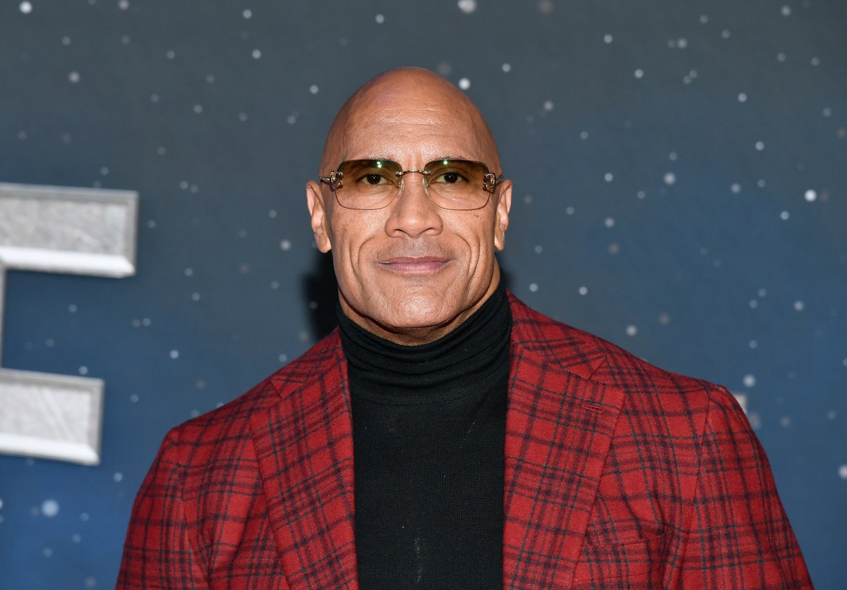 Dwayne Johnson sorprende con su transformación en nuevo tráiler de ‘The Smashing Machine’