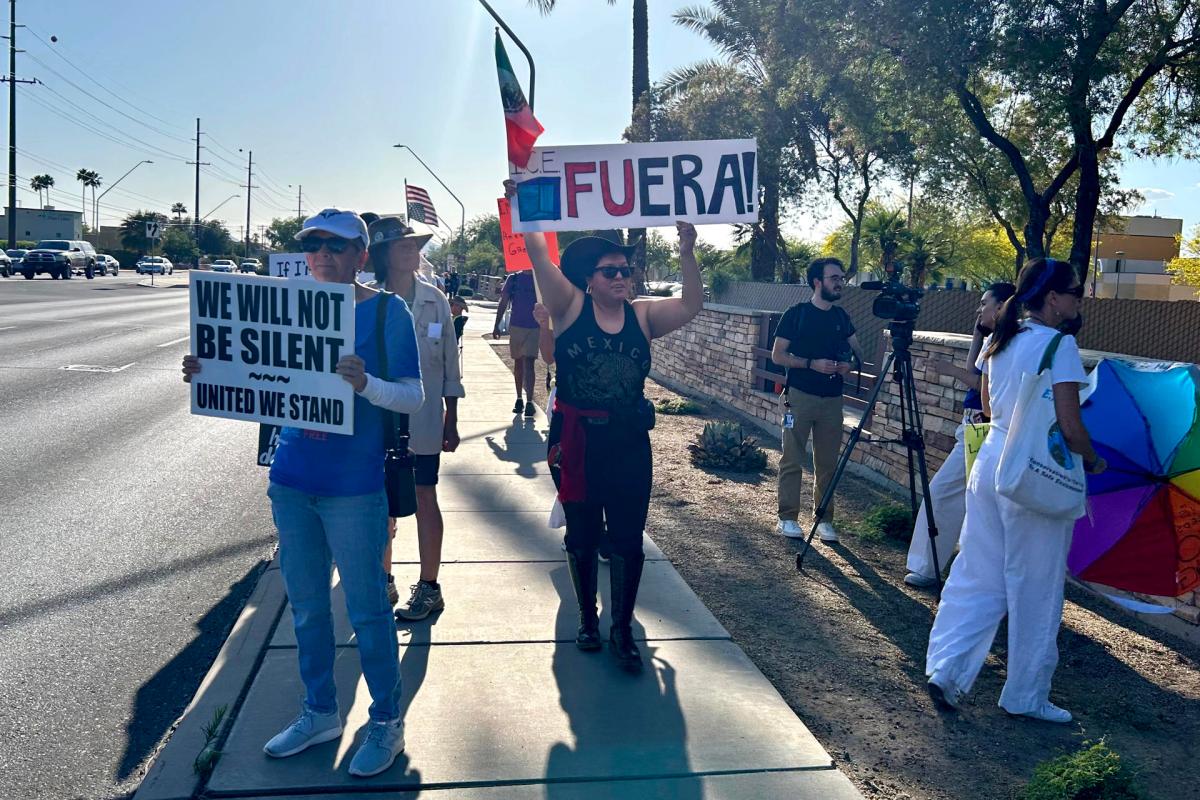 Activismo comunitario en Arizona detiene expulsión de migrante con su bebé