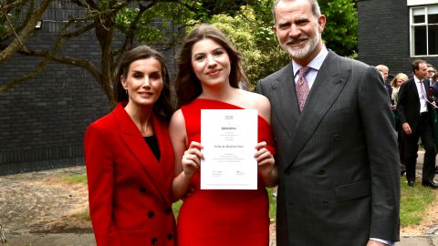 La infanta Sofía estuvo acompañada de sus padres, la reina Letizia y el rey Felipe VI.