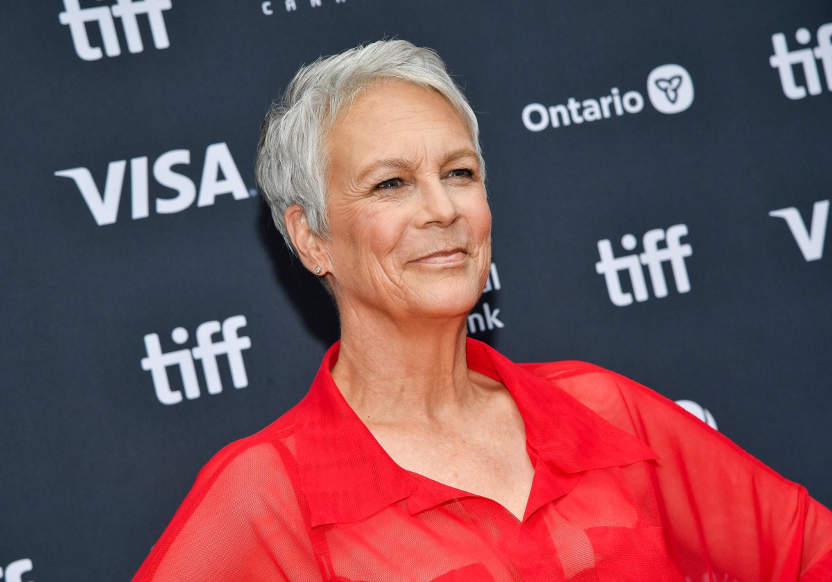 Jamie Lee Curtis apela a Mark Zuckerberg para retirar anuncio con IA que usaba su imagen