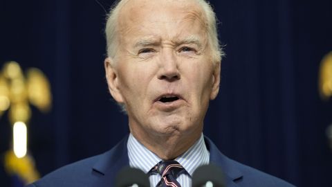 Joe Biden reapareció tras diagnóstico de cáncer y pidió frenar la polarización en EE.UU.