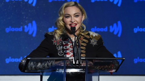 Los reportes indican que la serie no tendrá nada que ver con la película de Madonna que fue cancelada por Universal Pictures.